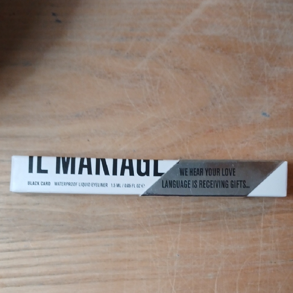 6 For $25 IL MAKIAGE Black Card Waterproof Liquid Eyeliner
